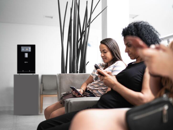 welltec AQUA Choice steht in einem Wartebereich